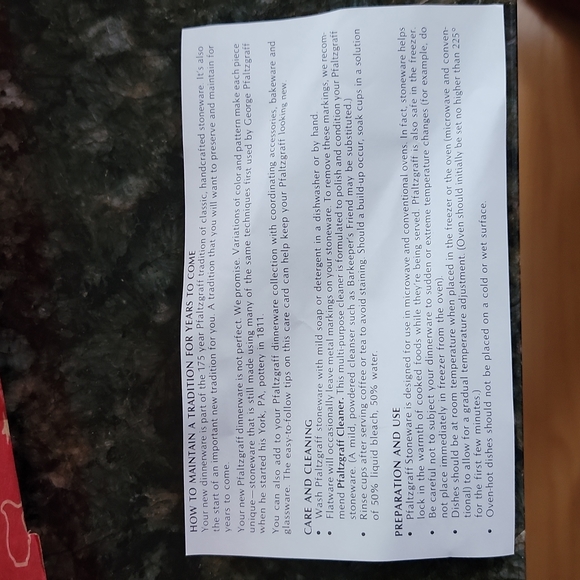 Pfaltzgraff Christmas Heritage -- Cookies for Santa Plate - Picture 5 of 5